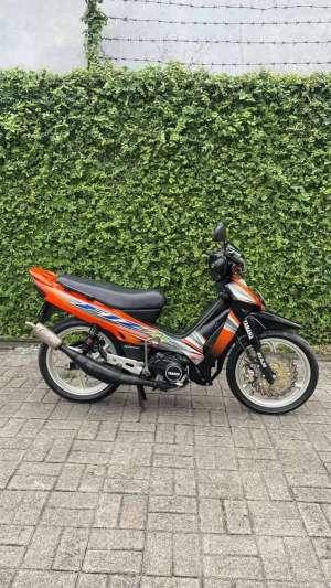 Jual bekas Yamaha FIZ R 2001,lokasi di Kedamean
