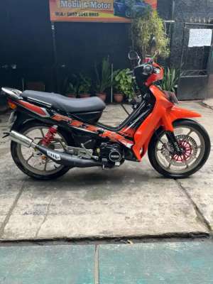 Jual bekas Yamaha Fizr 2002 Full modif,lokasi di Jatiasih