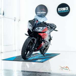 Jual bekas Yamaha R15 v2 Tahun 2017 kondisi istimewa,lokasi di Yogyakarta