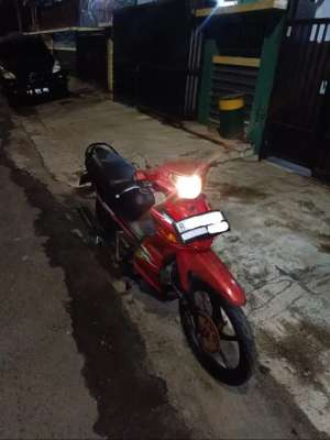 Jual bekas Yamaha Vega ZR 2009 kondisi istimewa,lokasi di Kalideres