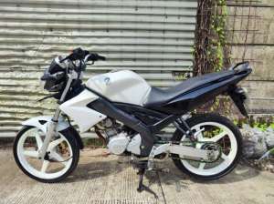 Jual bekas Yamaha Vixion tahun 2012 Pajak Hidup,lokasi di Jakarta Timur