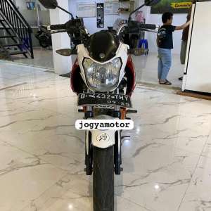 Jual bekas Yamaha Vixion Tahun 2015 motor bekas berkualitas tinggi,lokasi di Tangerang Selatan
