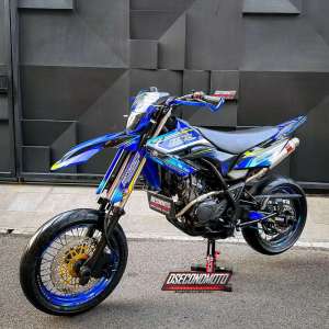 Jual bekas YAMAHA WR 155 WR155 SUPERMOTO MODIF GANTENG TRAIL RALLY OFFROAD,lokasi di Cibubur