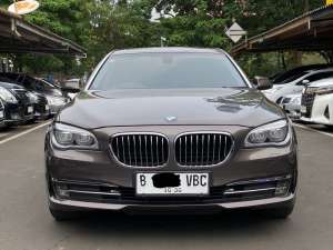Jual bekas BMW 7 Series 730 Li 2013 BROWN,lokasi di Jawa Barat