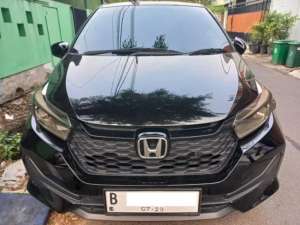 Jual bekas Brio Satya 2024 Kilometer Rendah,lokasi di 