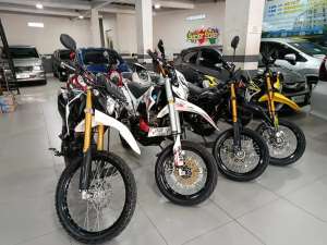 Jual bekas CRF 150L 2022 siap trabas,lokasi di Cileungsi
