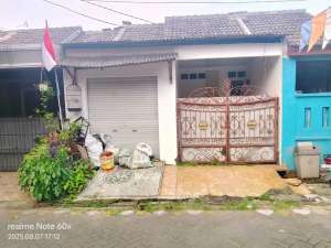 Di jual cepat rumahkios di Bekasi Timur regensi lokasi di Bantar Gebang, tersedia melalui melalui situs Olx