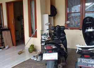 DIJUAL CEPAT RUMAH MURAH 2 LANTAI 72M DI BEKASI TIMUR REGENSI lokasi di ",
          price: `450000000`,
          currency: `IDR`
    };


    let pageData = {
        viewPhoneModalField: , tersedia melalui melalui situs Lamudi