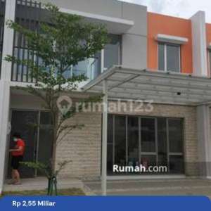 dijual rumah di pik 2 uk 8x10 sudah sertifikat 2 lantai harga termurah , tersedia melalui melalui situs Rumah123