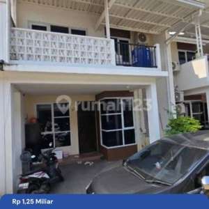 Dijual Rumah Megah Aryana Binong Karawaci , tersedia melalui melalui situs Rumah123