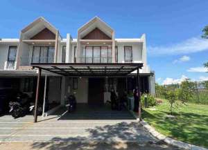 Dijual Rumah Mewah 2 Lantai Summarecon Makassar Tol Bandara SHM lokasi di ",
          price: `2400000000`,
          currency: `IDR`
    };


    let pageData = {
        viewPhoneModalField: , tersedia melalui melalui situs Lamudi