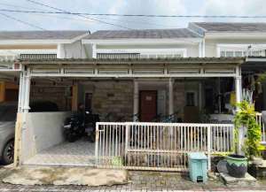 Dijual via lelang rumah di The Naila residen Menganti Gresik,harga murah lokasi di ",
          price: `250000`,
          currency: `IDR`
    };


    let pageData = {
        viewPhoneModalField: , tersedia melalui melalui situs Lamudi