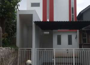 Disewakan Rumah 2 Lantai di Bukit Nusa Indah Ciputat Tangerang Selatan lokasi di ciputat-2, tersedia melalui melalui situs Lamudi