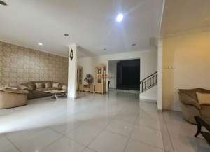 Disewakan Rumah 2,5 Lt. Semifurnish Bagus di Perumahan Puri Mansion Akses Kolam Renang, Gym, Lapangan Dekat Mall Puri IndahSekolah International lokasi di kembangan, tersedia melalui melalui situs Lamudi