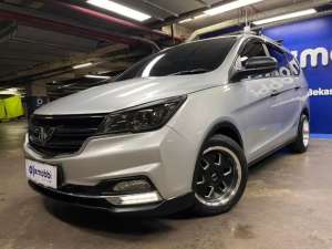 Jual bekas DP MURAH Wuling Cortez 1.8 C Bensin-AT 2018 VTOMEI,lokasi di 