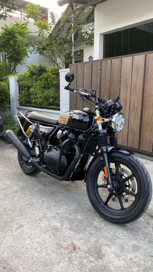 Jual bekas FS Royal Enfield Interceptor 650,lokasi di Margahayu