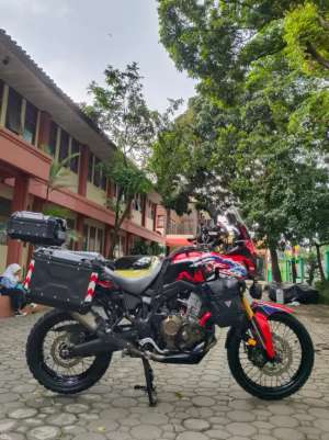 Jual bekas Honda Africa twin 1000 crf1000l manual,lokasi di Regol