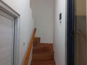 Jual Rumah Over Kredit 3lantai 89JT di Jl Juanda Depok dkt Tol lokasi di Beji, tersedia melalui melalui situs Olx