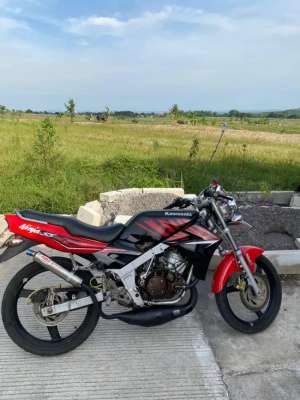 Jual bekas Ninja ss 2014 zebra merah,lokasi di Bergas