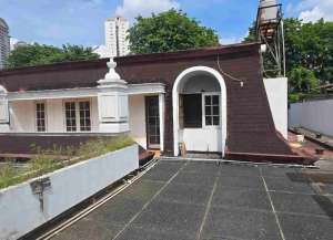 Permata Hijau cck buat officeCoffeshop lokasi di grogol-utara, tersedia melalui melalui situs Lamudi