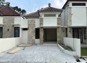 Rumah Baru Gress Selangkah Dari Jalan Besar Diponegoro Ungaran Bank Cair 750juta ini di Jual Cuma 425juta saja lokasi di ",
          price: `425000000`,
          currency: `IDR`
    };


    let pageData = {
        viewPhoneModalField: , tersedia melalui melalui situs Lamudi
