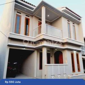 Rumah Cantik 2lt Gress Di Lingkungan Nyaman Boyolali , tersedia melalui melalui situs Rumah123