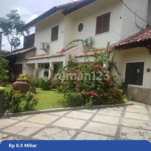 Rumah Cantik Asri Lahan Luas Cinere Depok , tersedia melalui melalui situs Rumah123