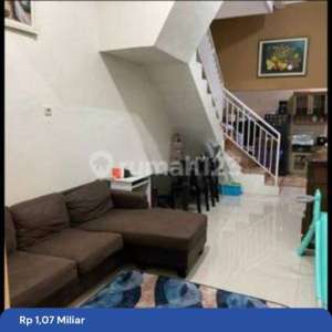 Rumah minimalis bagus tengah kota Semarang siap huni dekat kampus Undip dekat tol di Mulawarman Tembalang Semarang Selatan , tersedia melalui melalui situs Rumah123