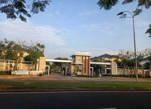 Rumah Semi Furnish, Siap Huni di Cluster Goldfinch Gading Serpong lokasi di ",
          price: `175000000`,
          currency: `IDR`
    };


    let pageData = {
        viewPhoneModalField: , tersedia melalui melalui situs Lamudi