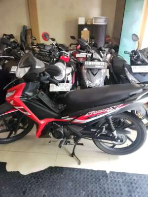 Jual bekas Supra 125 cw f1 2022 hitam merah Gbm,lokasi di Depok