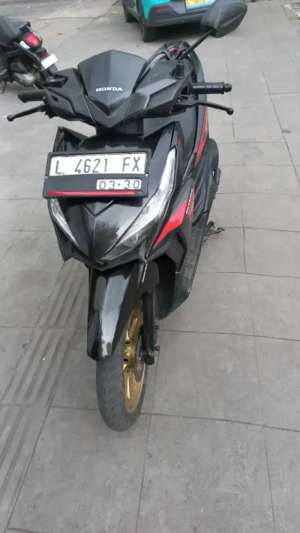Jual bekas Vario 125 th 2015 mulus pjk baru plat 2030,lokasi di Bubutan