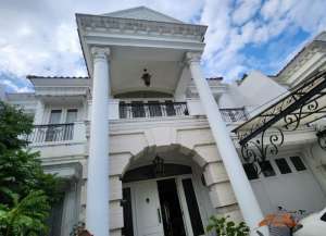 Wisata Bukit Mas 1 Cluster Alexandria lokasi di babatan, tersedia melalui melalui situs Lamudi