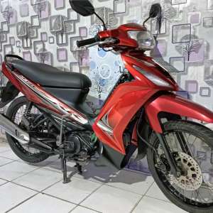 Jual bekas YAMAHA NEW VEGA R 2015 MERAH BODI MULUS GRES MASIH ORISINIL LENGKAP,lokasi di Tanjung Priok