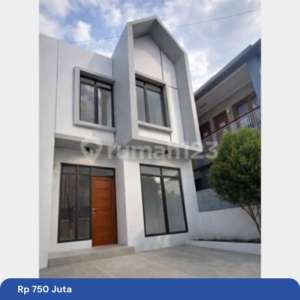 2 Unit Rumah Ciganitri 3 Kamar Tidur Siap Huni bisa KPR , tersedia melalui melalui situs Rumah123