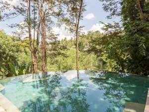 3 Properti Leasehold di Jungle River Ubud , tersedia melalui melalui situs Olx