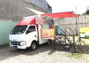 Jual bekas 3rbKMbanBARU MURAH Isuzu traga foodtruck 2021 food truck box pameran,lokasi di Jakarta DKI