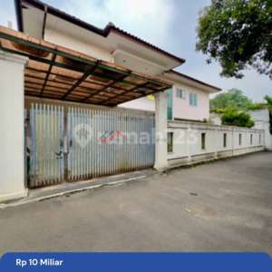 Ampera, Jakarta Selatan Rumah Siap Huni Dekat Kemang , tersedia melalui melalui situs Rumah123