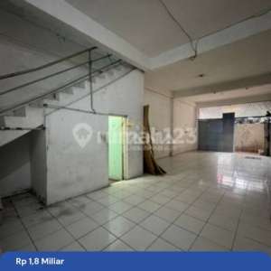 ANA RUMAH UK 5X16M DI JELAMBAR , tersedia melalui melalui situs Rumah123