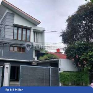 Arsitektur Rmh Nyaman Pinggir Jalan , tersedia melalui melalui situs Rumah123