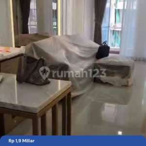 Aspen Peak Residence, View Pool, Full Furnished , tersedia melalui melalui situs Rumah123