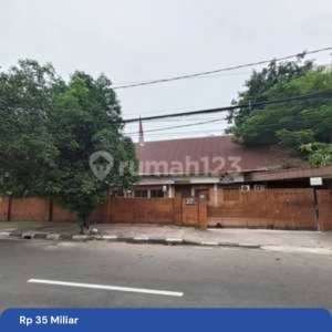 Bangunan Rumah dan Usaha Bengkel dengan Luas 1773M Harga Masih Nego , tersedia melalui melalui situs Rumah123