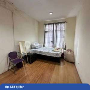 Banting HargaJual Cepat , Rumah Permata Buana, 8X20 , Luas 160 , tersedia melalui melalui situs Rumah123