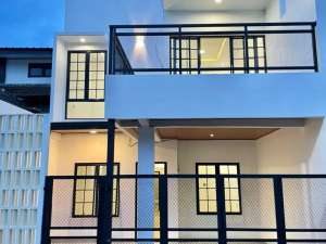 Beli Rumah Dapet Mobil Tanpa Di Undi Di Cibinong Bogor , tersedia melalui melalui situs Olx