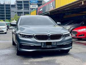 Jual bekas BMW 520I G30 AT 2020 ABU METALIK,lokasi di Jakarta DKI