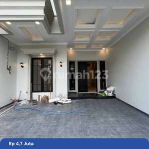 Brand New House Cempaka Putih American Classic Siap Huni , tersedia melalui melalui situs Rumah123