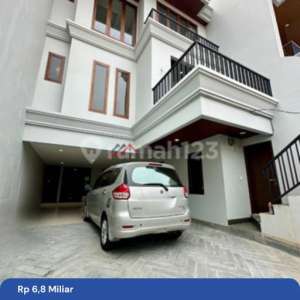 Brand New House Minimalis Dekat Mrt , tersedia melalui melalui situs Rumah123