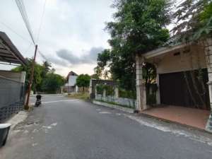 BU - Tanah Murah Jogja, Dekat Kampus UII Jalan Kaliurang SlemanCocok Rumah atau Kost lokasi di Ngaglik, tersedia melalui melalui situs Olx