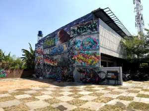 Butuh Segera Terjaul Rumah Kantor Bekas Distro Di Cisaranten Arcamanik Bandung , tersedia melalui melalui situs Olx