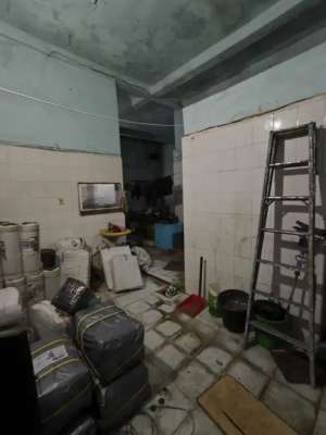 Butuh uang dijual rumah Hamzah fansyuri surabaya lokasi di Hamzah fansyuri, tersedia melalui melalui situs Olx