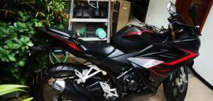 Jual bekas cbr 150 super istimewa,lokasi di Gayungan